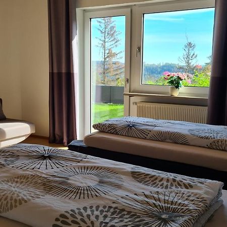 Moderne Ferienwohnung Mit Eigenem Garten Und Traumhaften Blick Wilhelmsthal Extérieur photo